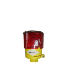 Solar warning lamp for tower crane